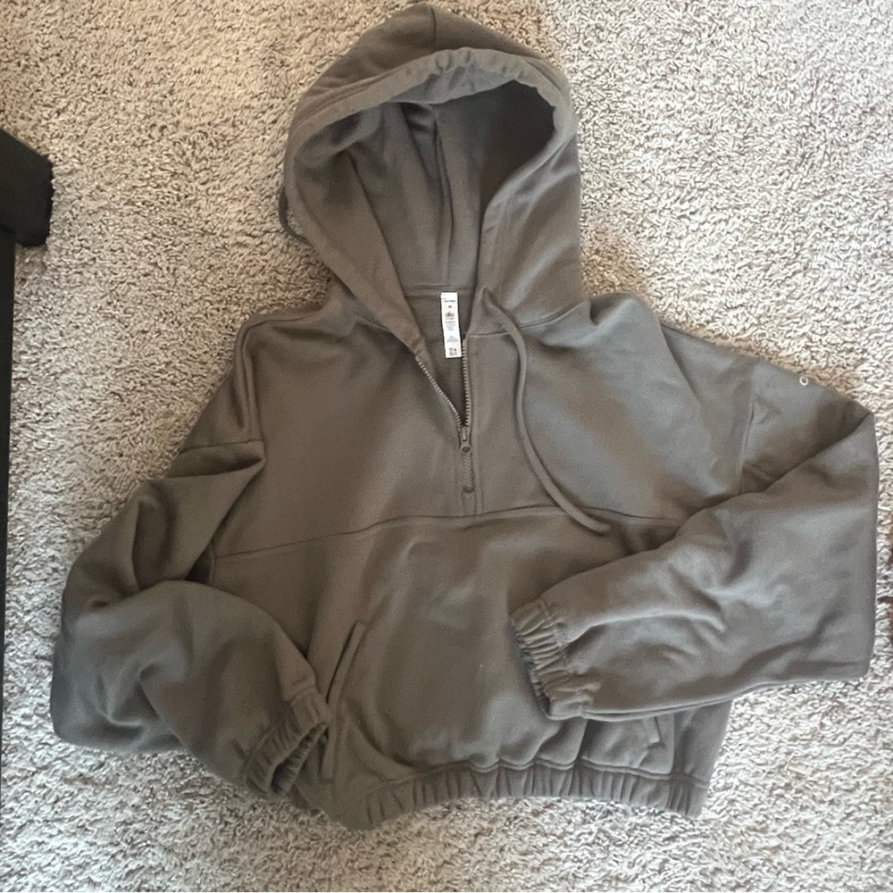Alo Cropped Zip up Hoodie